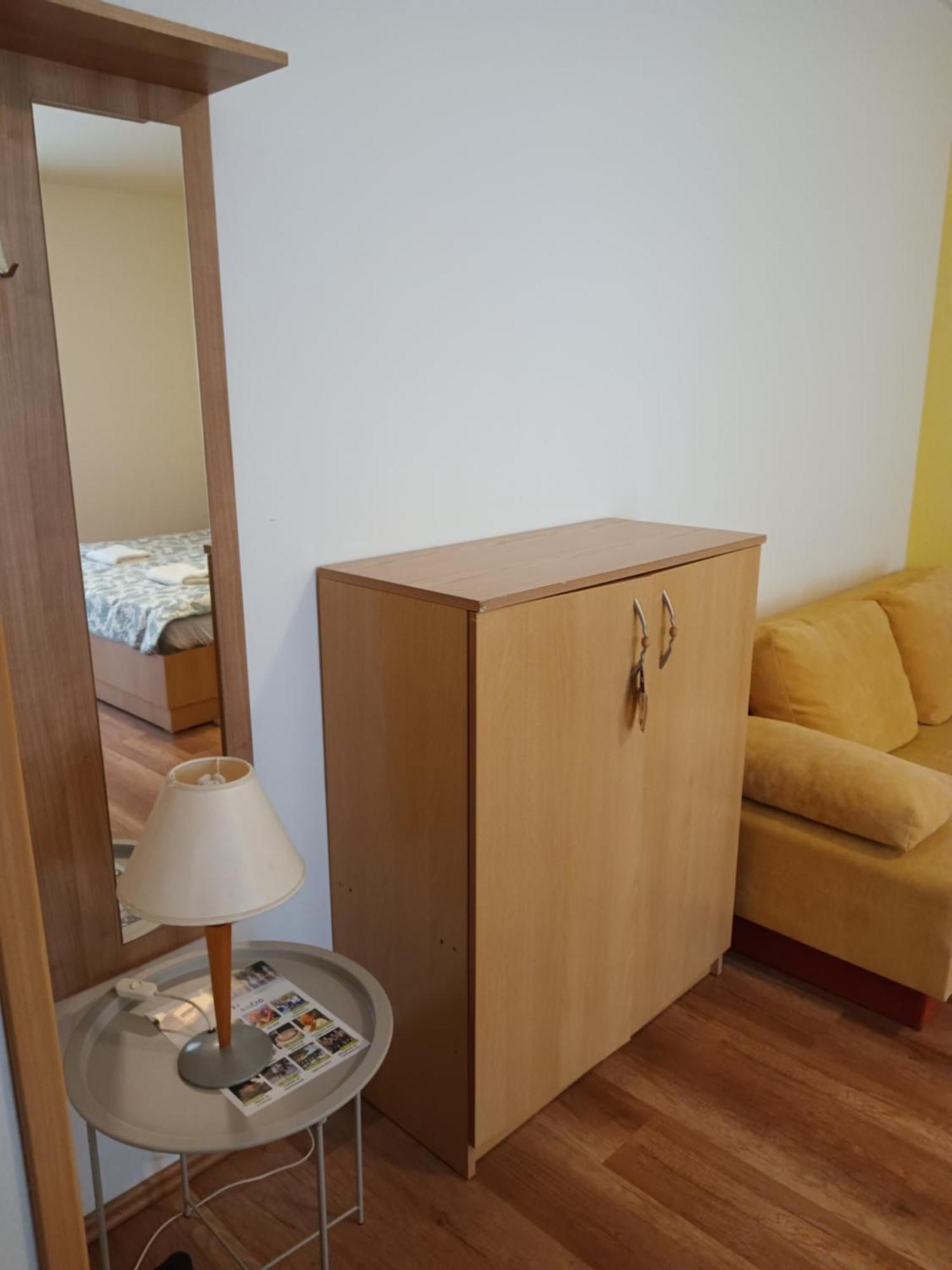 Апартаменты Viola Wellness Apartman Залакарош Экстерьер фото